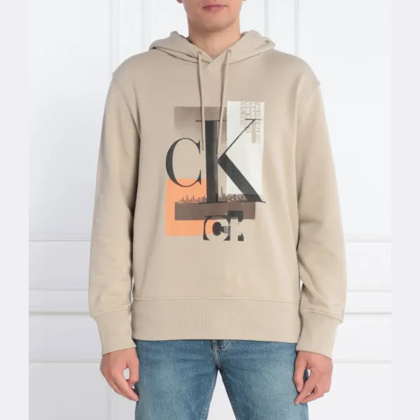 Толстовка обычного кроя с ландшафтным рисунком и связными слоями Calvin Klein, бежевый
Толстовка обычного кроя с ландшафтным рисунком и связными слоями Calvin Klein, бежевый