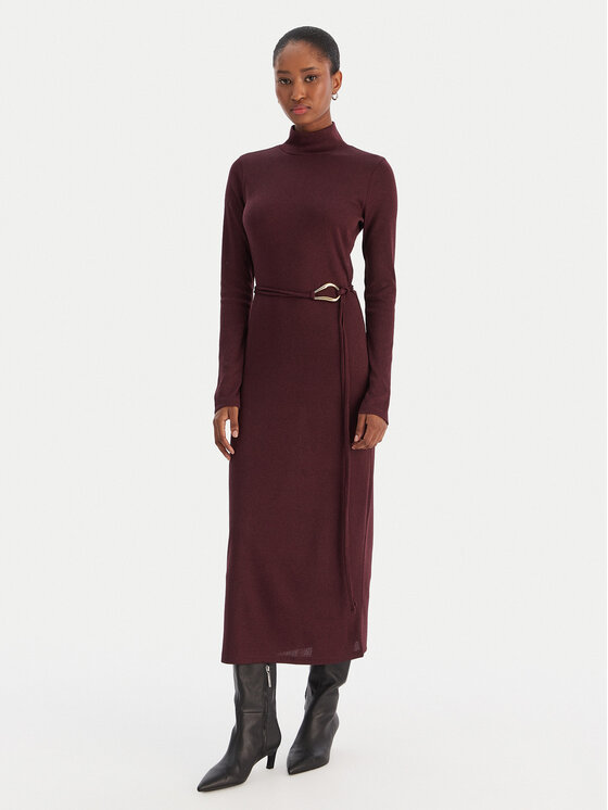 Вязаное платье loose fit Louisa 10336207 Vero Moda, красный
Вязаное платье loose fit Louisa 10336207 Vero Moda, красный