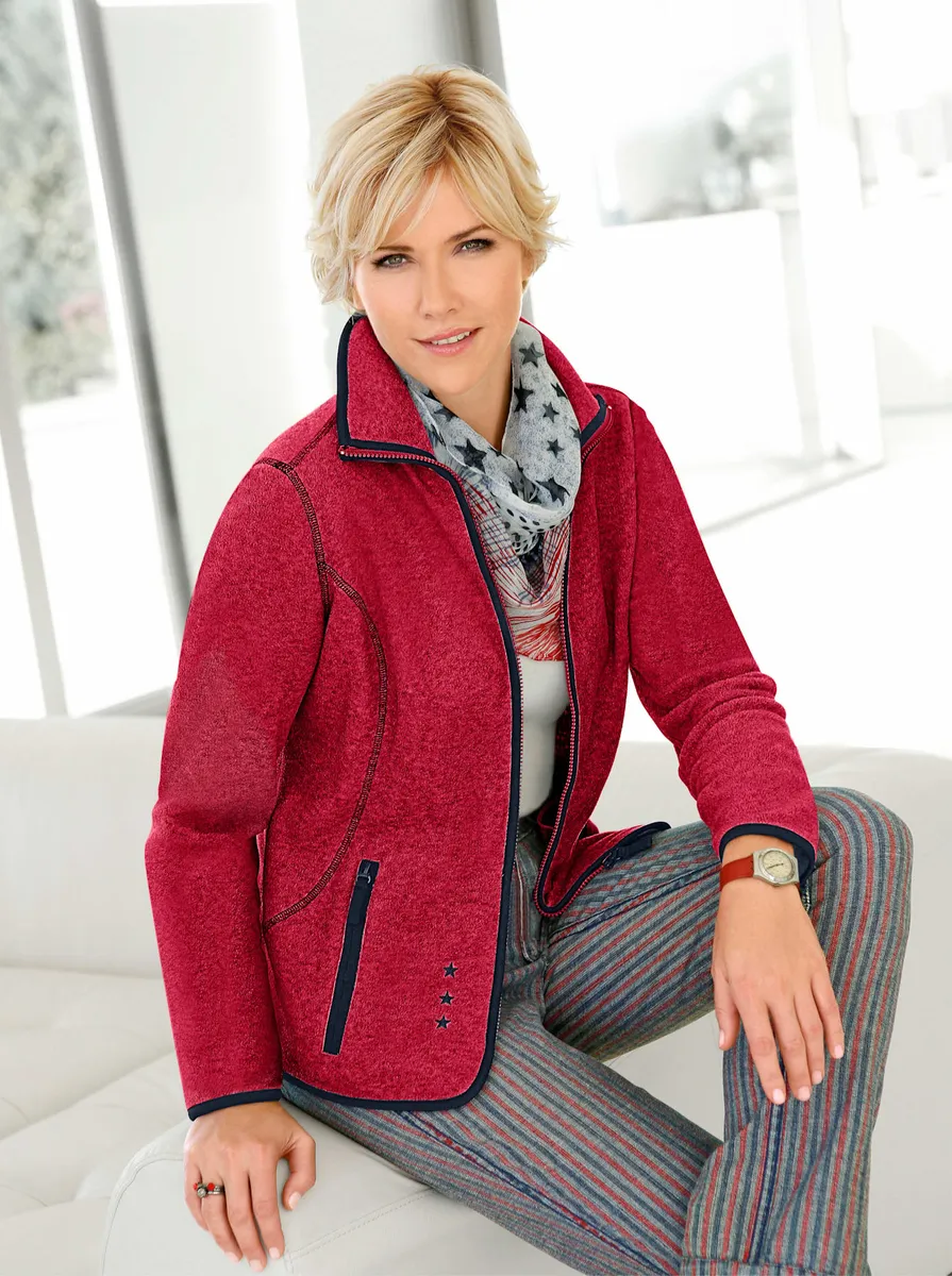 Повседневный образ флисовая куртка Casual Looks, красный
Повседневный образ флисовая куртка Casual Looks, красный