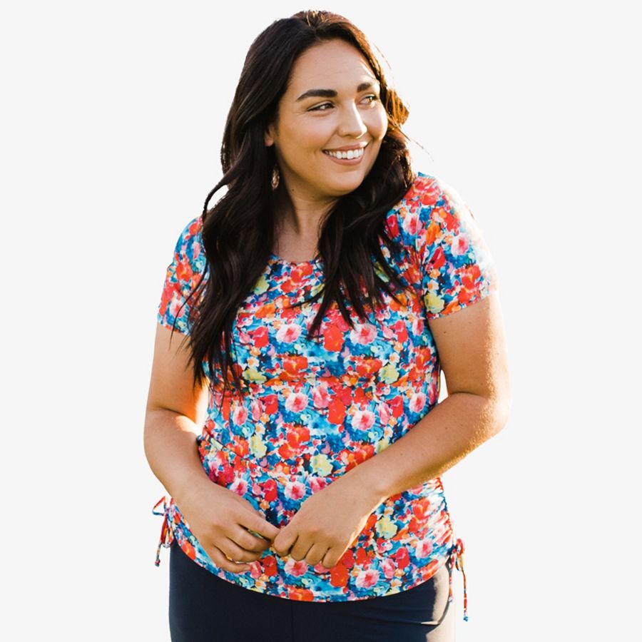 Купальный топ и плавки/бюстгальтер Adele больших размеров с короткими рукавами Calypsa, Aloha flowers
Купальный топ и плавки/бюстгальтер Adele больших размеров с короткими рукавами Calypsa, Aloha flowers