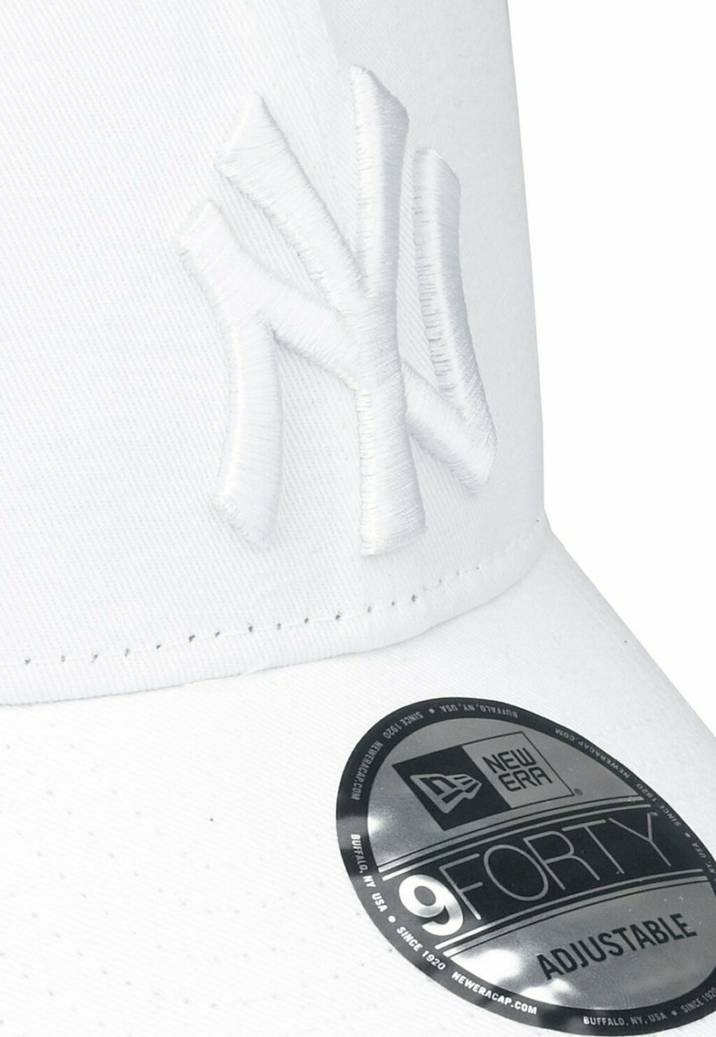 Бейсболка 9FORTY STRAPBACK YORK YANKEES New Era, белый
Бейсболка 9FORTY STRAPBACK YORK YANKEES New Era, белый