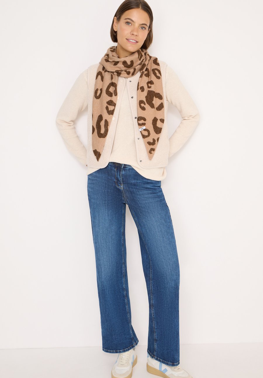 Шарф Cecil KUSCHELIGES DREIECK, Beige/Mottled Beige
Шарф Cecil KUSCHELIGES DREIECK, Beige/Mottled Beige