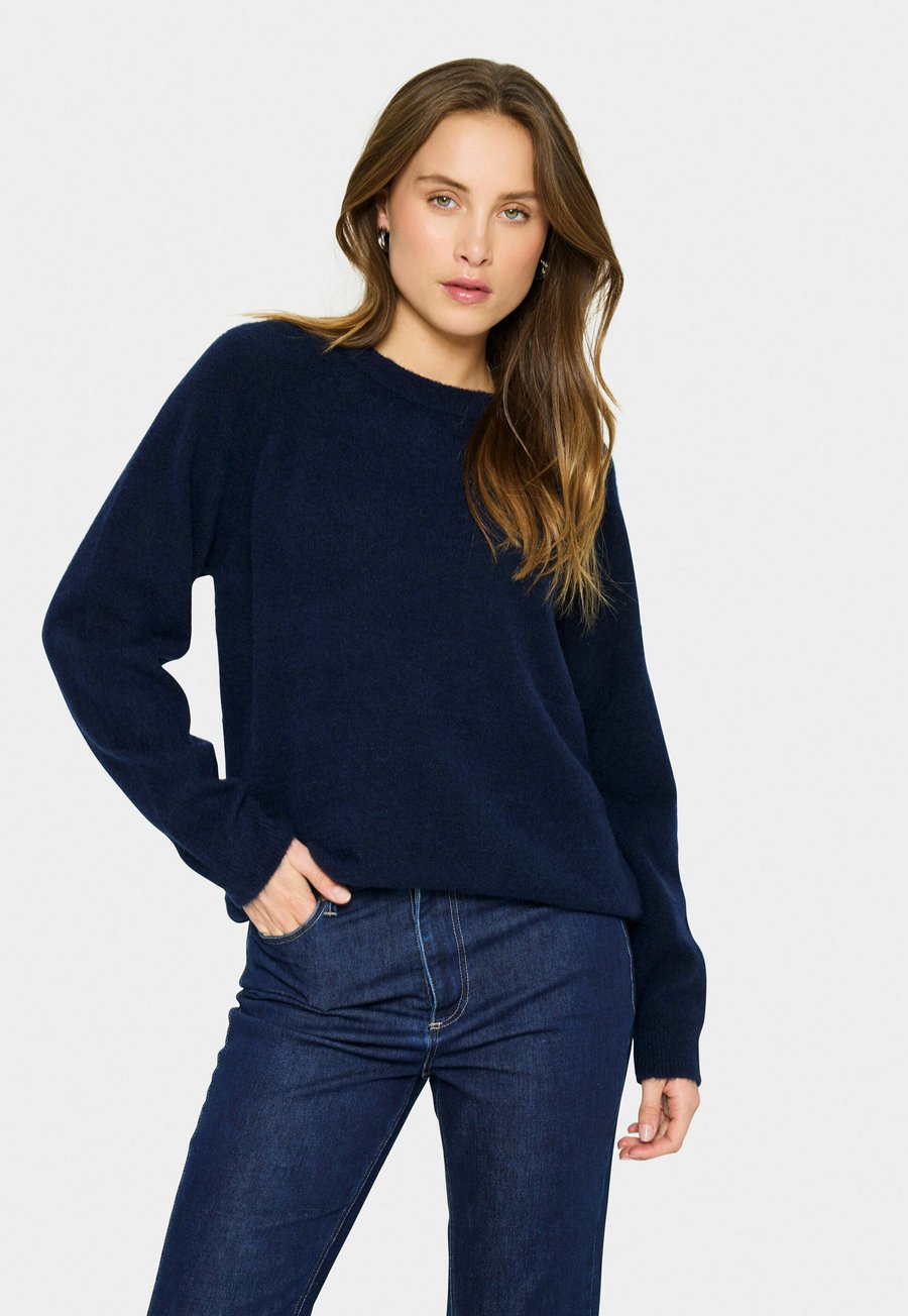 Джемпер Saint Tropez GARBIESZ, Titan/Dark Blue
Джемпер Saint Tropez GARBIESZ, Titan/Dark Blue