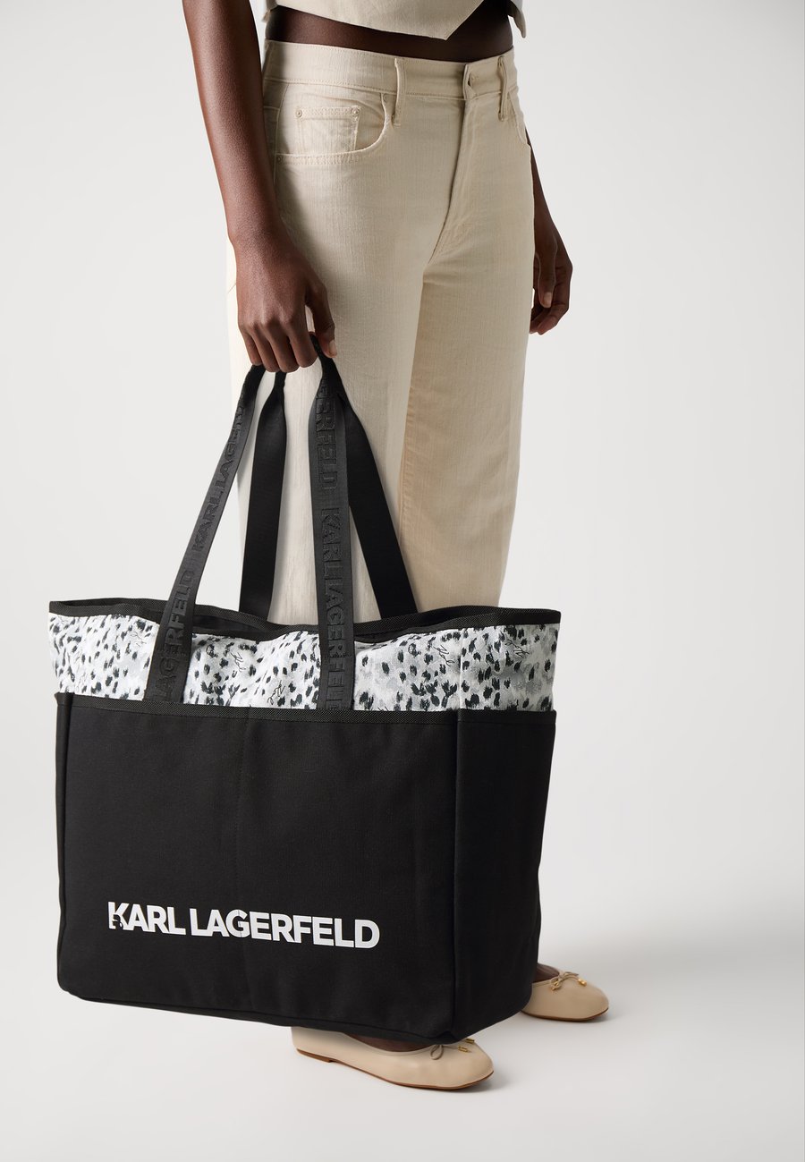 Сумка-шоппер KARL LAGERFELD ESSENTIAL MULTIPOCK, Black
Сумка-шоппер KARL LAGERFELD ESSENTIAL MULTIPOCK, Black