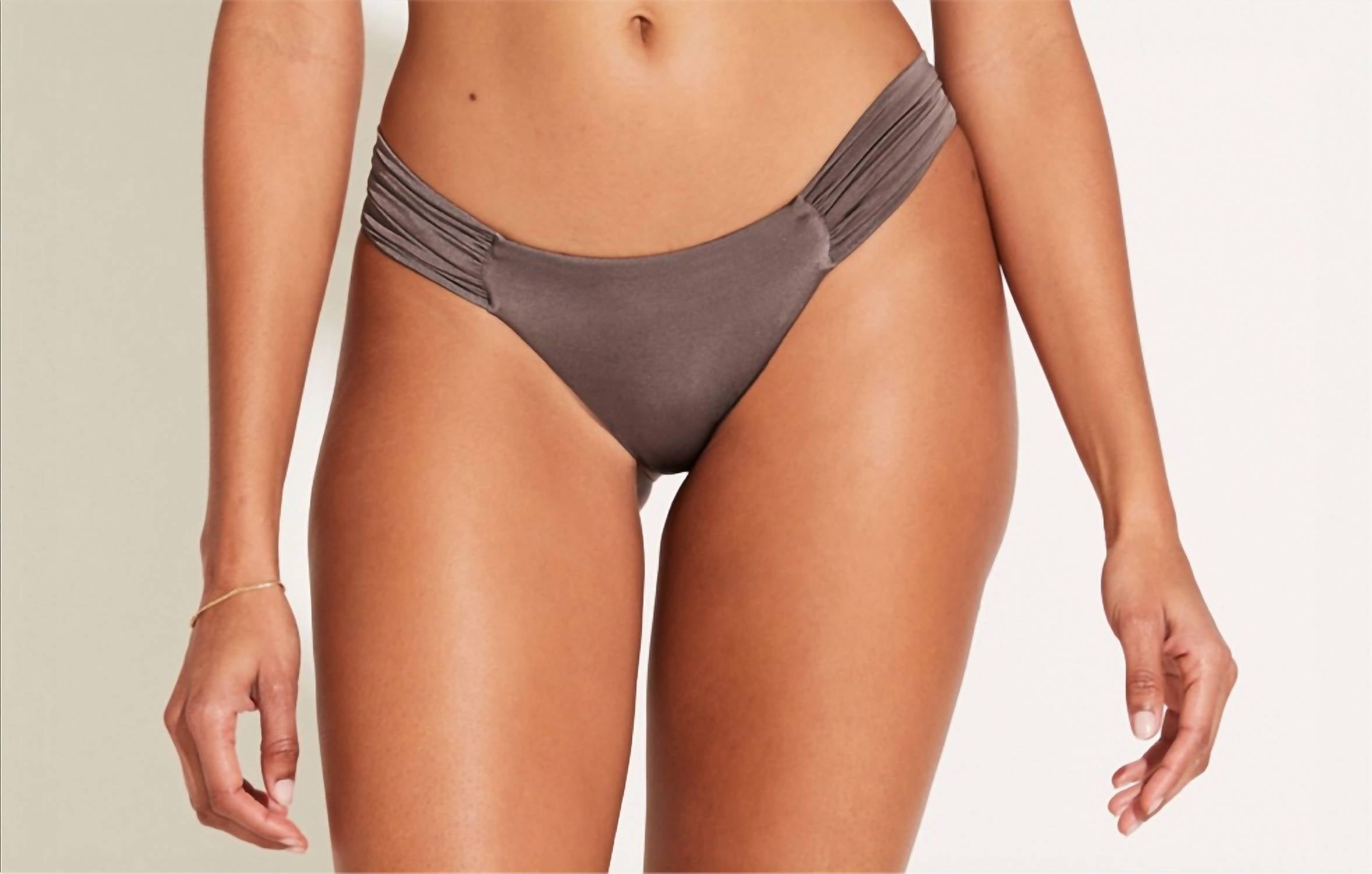 Купальник женский Vitamin A, коричневый
Купальник женский Vitamin A, коричневый