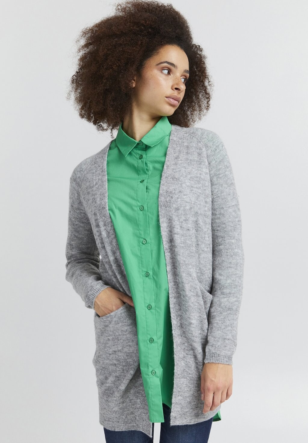 Кардиган Ihkamara Ca2 ICHI, цвет grey melange
Кардиган Ihkamara Ca2 ICHI, цвет grey melange