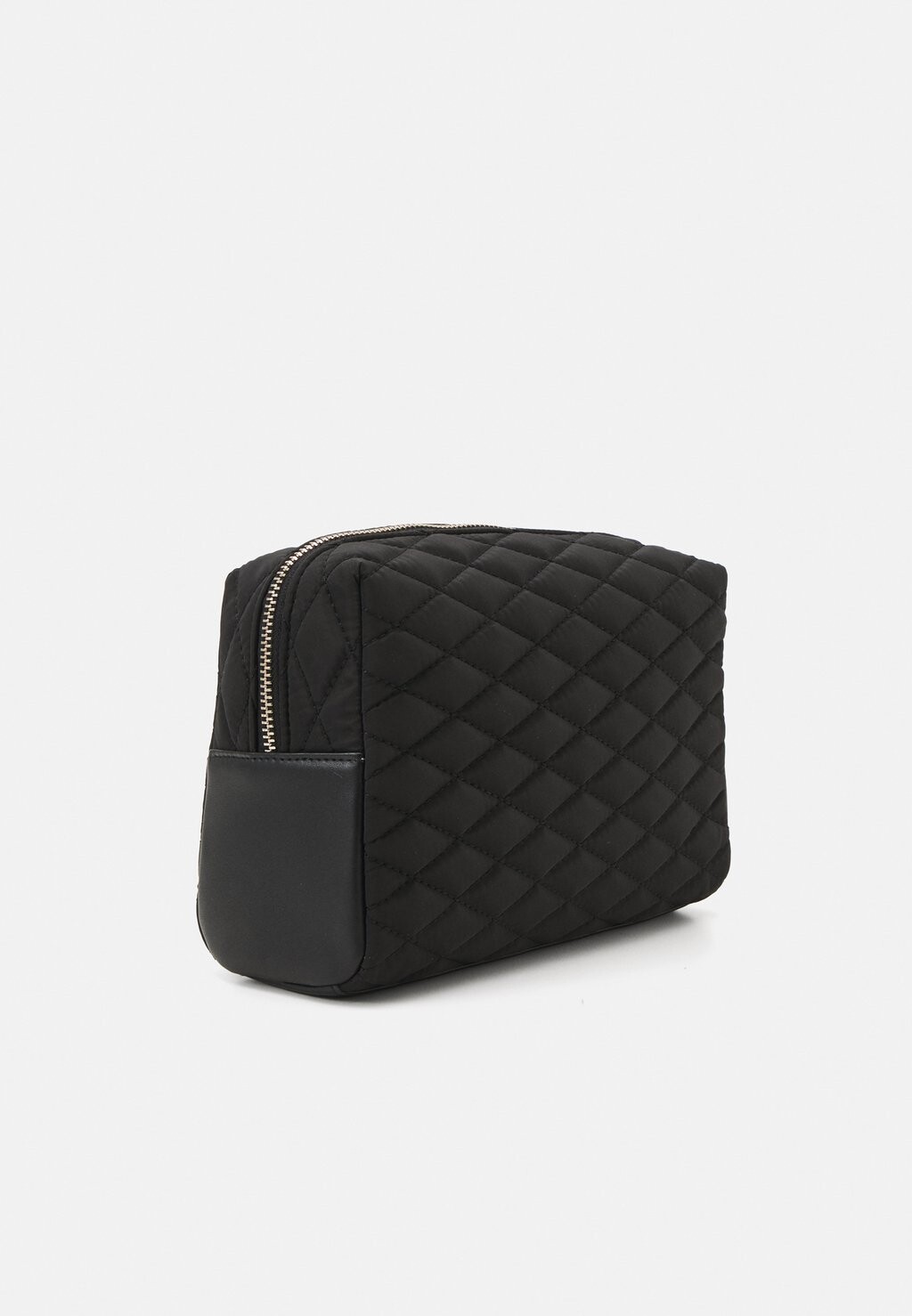 Косметичка LARGE TOP ZIP Guess, черный
Косметичка LARGE TOP ZIP Guess, черный