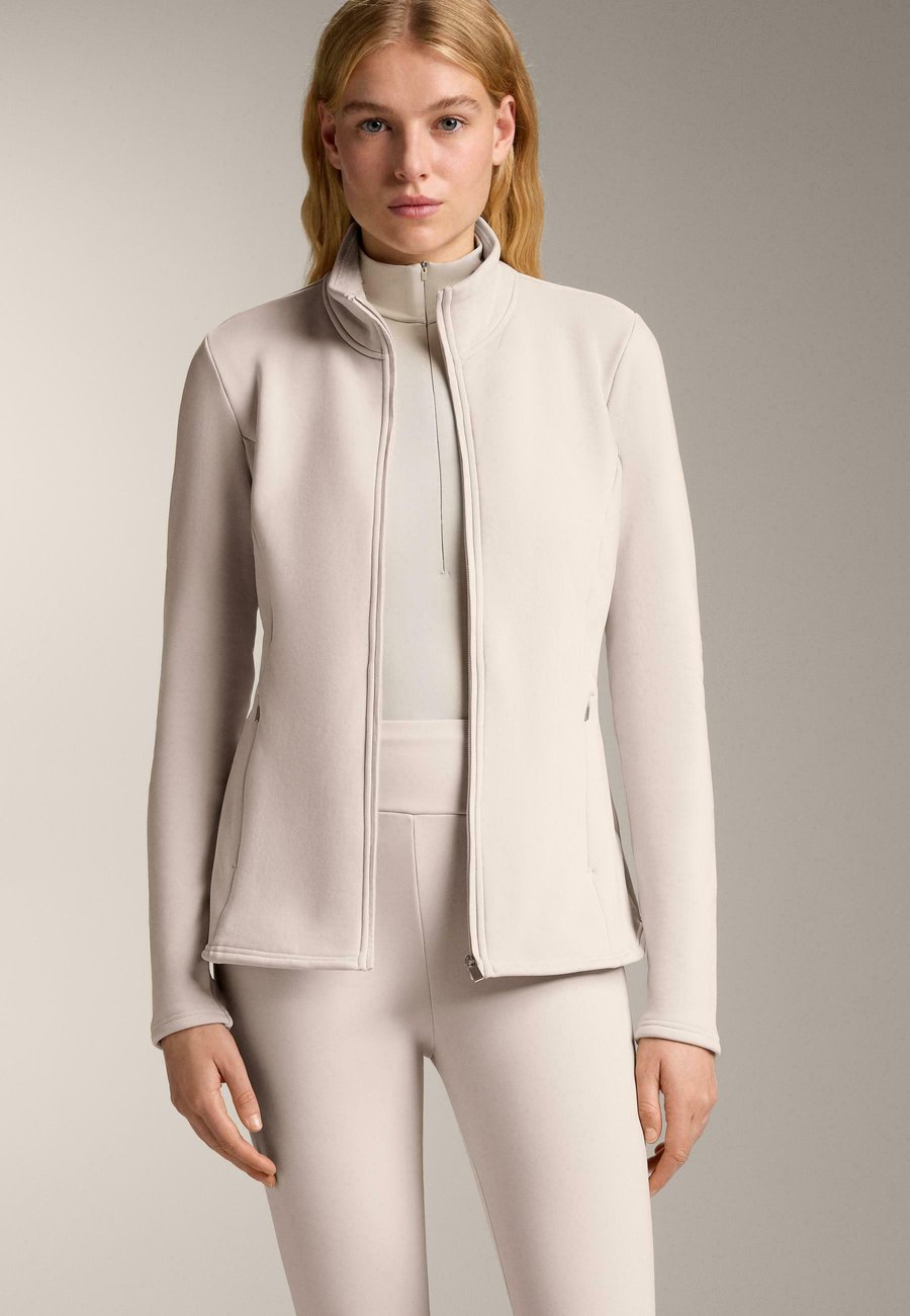 Флисовая куртка OYSHO LONG SUPER EXTRA WARM SEAMLESS TECHNICAL, Sand
Флисовая куртка OYSHO LONG SUPER EXTRA WARM SEAMLESS TECHNICAL, Sand