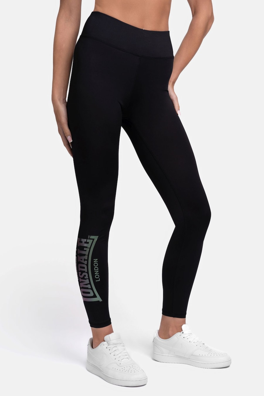 Узкие леггинсы LONSDALE, черный
Узкие леггинсы LONSDALE, черный