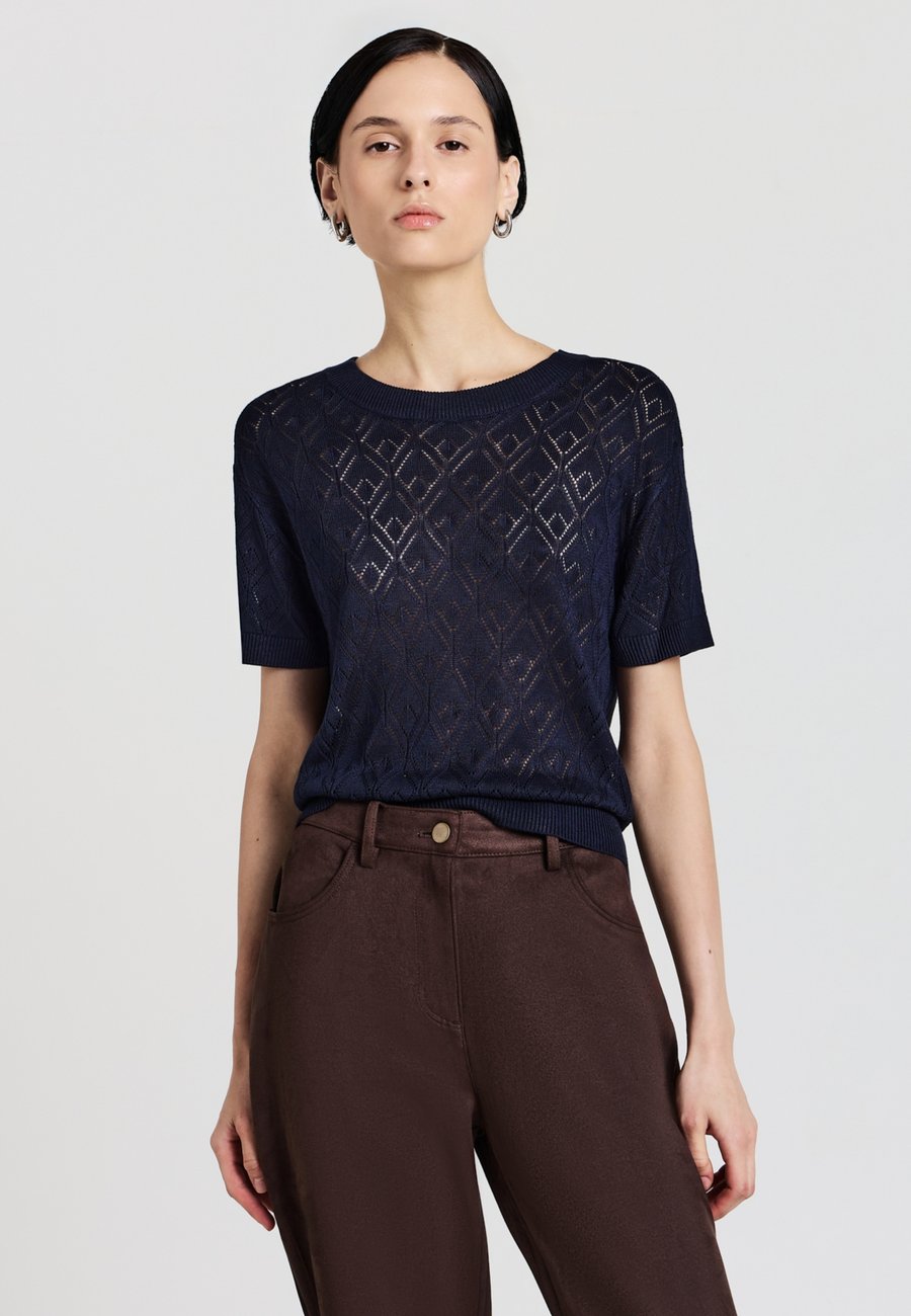 Блуза Calliope UNITA, Blu Notte/Dark Blue
Блуза Calliope UNITA, Blu Notte/Dark Blue