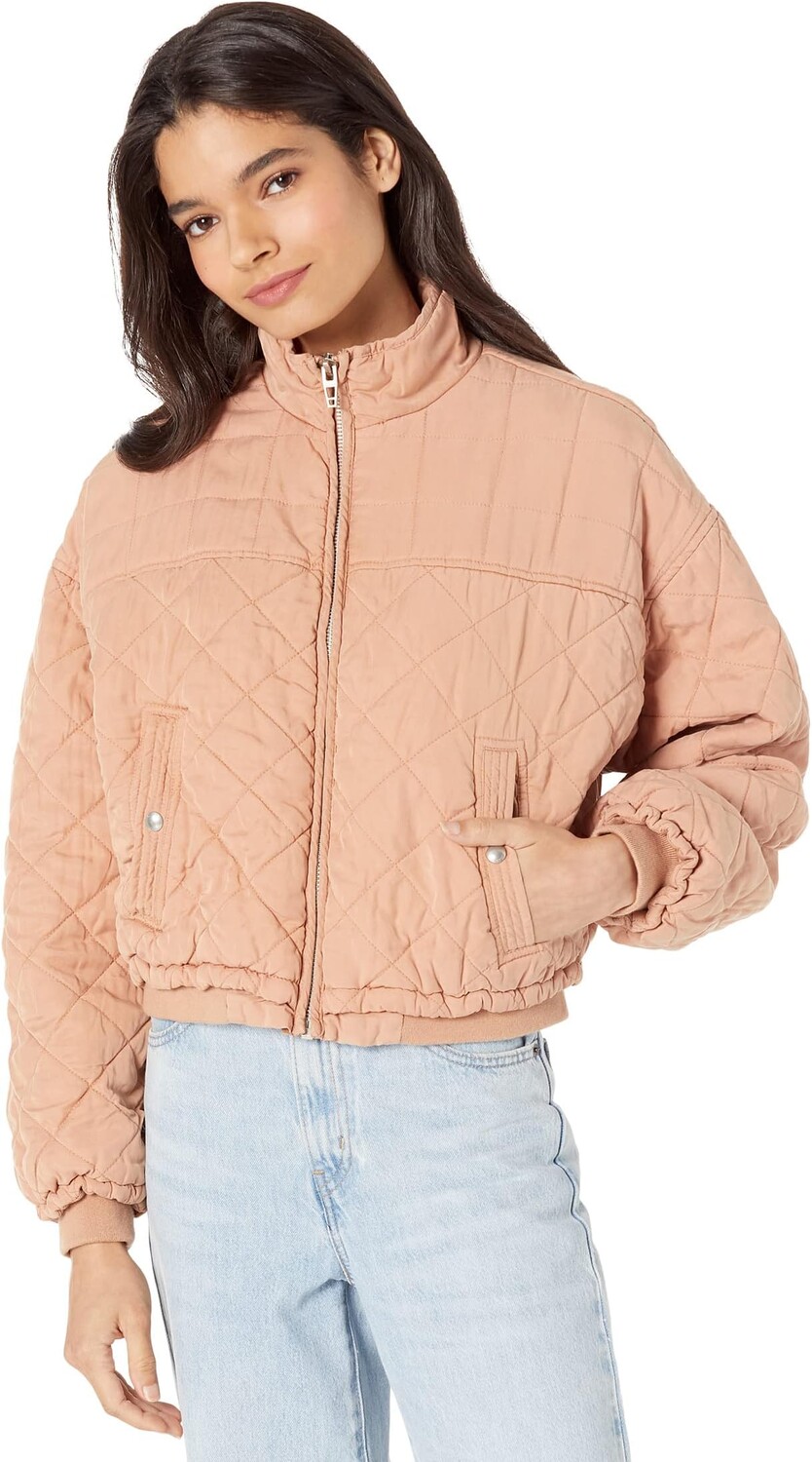 Куртка Blank NYC Quilted Cropped Jacket in Fallin' for You, цвет Fallin' for You
Куртка Blank NYC Quilted Cropped Jacket in Fallin' for You, цвет Fallin' for You
