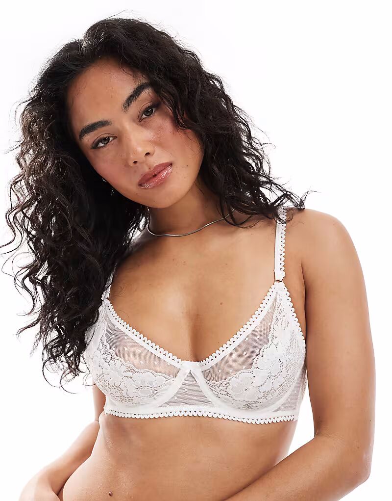 Бюстгальтер на косточках из кружева Holly с накладкой кремового цвета Cotton On
Бюстгальтер на косточках из кружева Holly с накладкой кремового цвета Cotton On