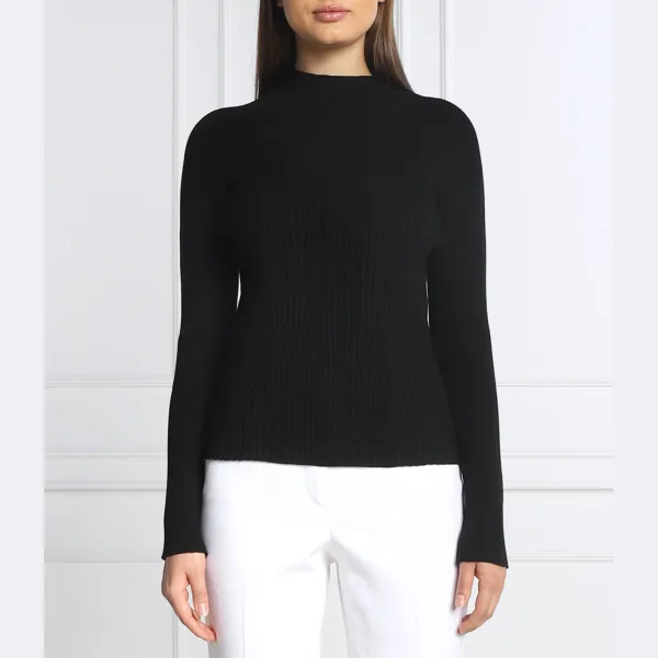 Облегающий свитер Liviana Conti, черный
Облегающий свитер Liviana Conti, черный