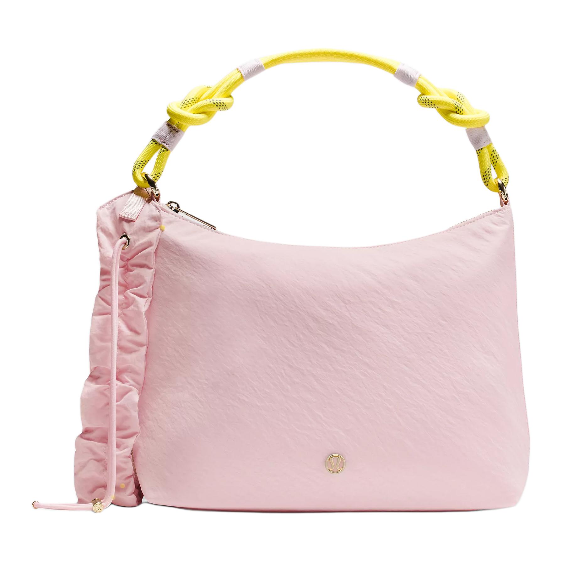 Lululemon Женская розовая сумка через плечо из нейлона трансформер, Pink
Lululemon Женская розовая сумка через плечо из нейлона трансформер, Pink