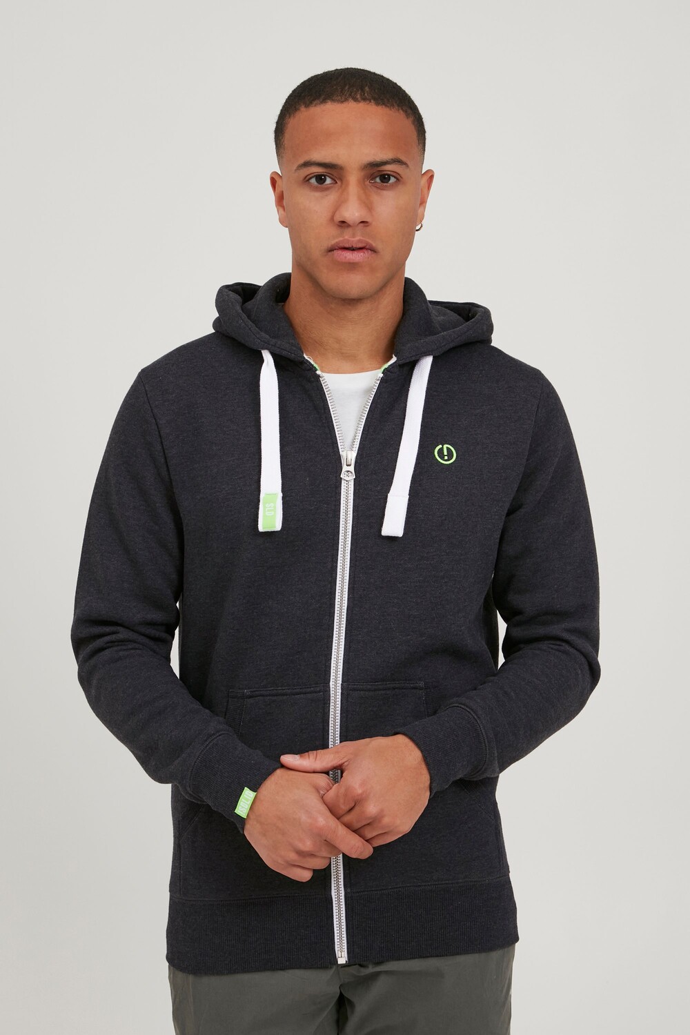 Толстовка !SOLID Kapuzen, серый
Толстовка !SOLID Kapuzen, серый