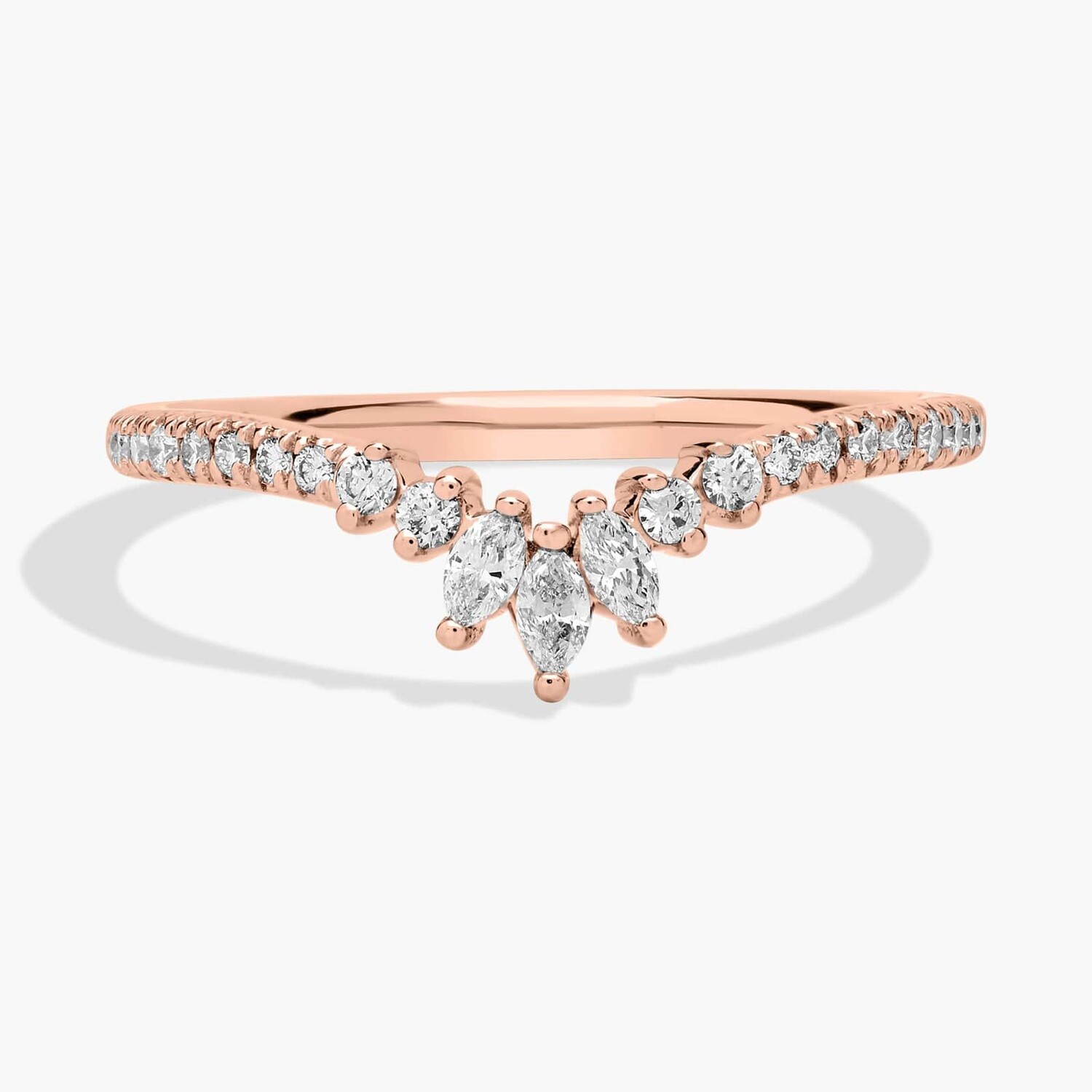 Кольцо с изогнутым акцентом огранки «маркиз» и бриллиантовым паве из 14-каратного розового золота (1/4 карата, два) Blue Nile
Кольцо с изогнутым акцентом огранки «маркиз» и бриллиантовым паве из 14-каратного розового золота (1/4 карата, два) Blue Nile