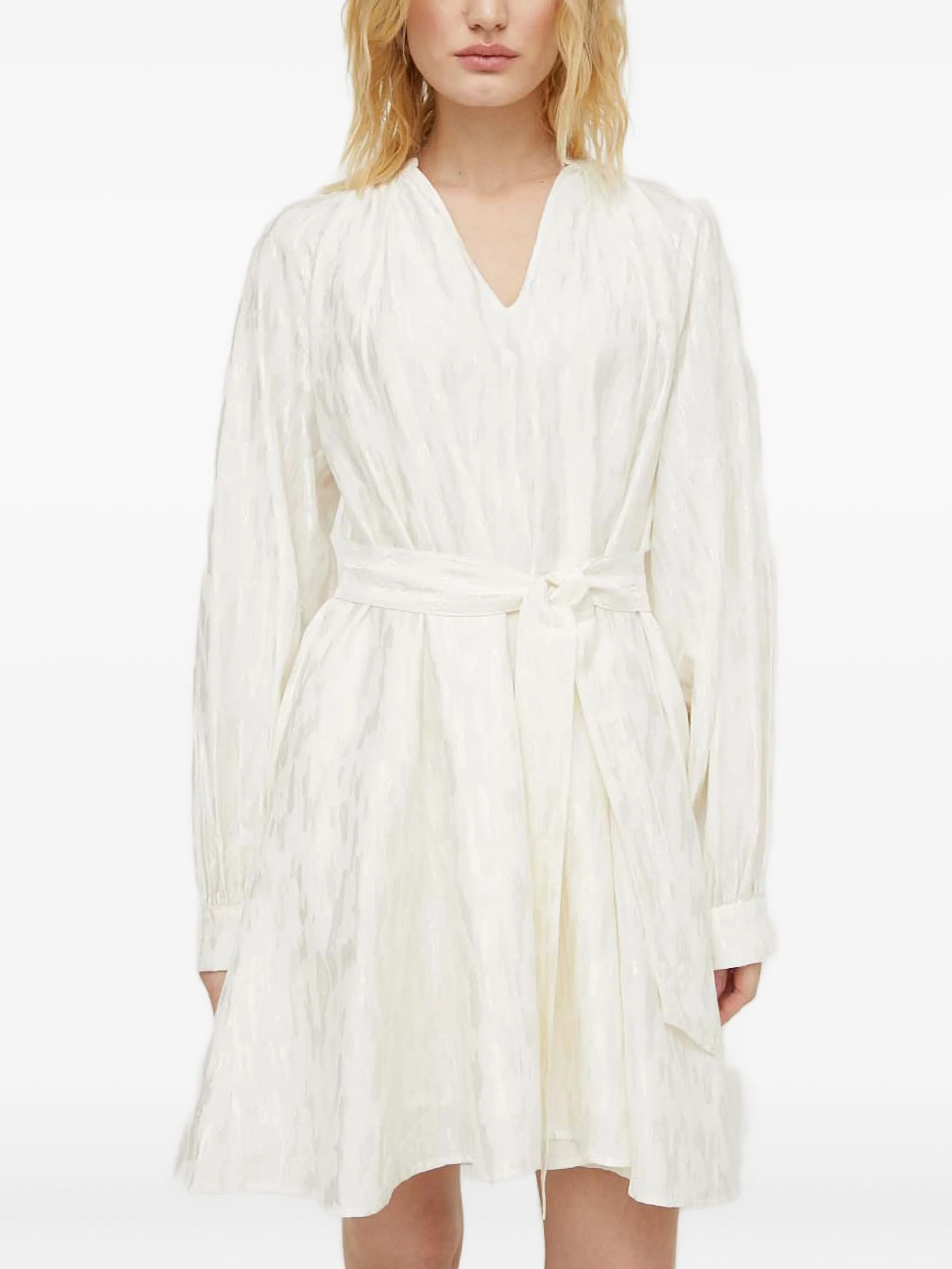 Платье мини Savera с V-образным вырезом Samsoe Samsoe, белый
Платье мини Savera с V-образным вырезом Samsoe Samsoe, белый