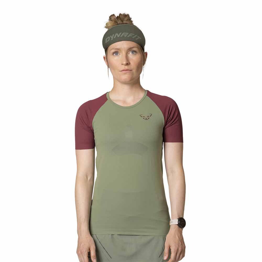 Футболка с коротким рукавом Dynafit Ultra 3 S-Tech, зеленый
Футболка с коротким рукавом Dynafit Ultra 3 S-Tech, зеленый