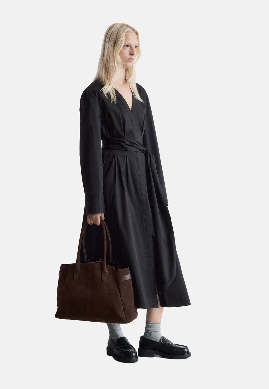 Платье & other stories Day dress, Black
Платье & other stories Day dress, Black