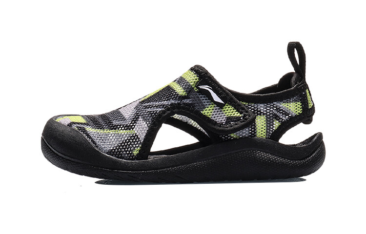 Детские сандалии PS Черный/зеленый Lining Young
Детские сандалии PS Черный/зеленый Lining Young