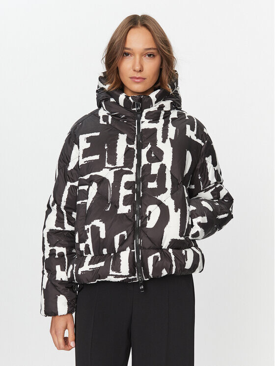 Пуховик стандартного кроя Deha, черный
Пуховик стандартного кроя Deha, черный