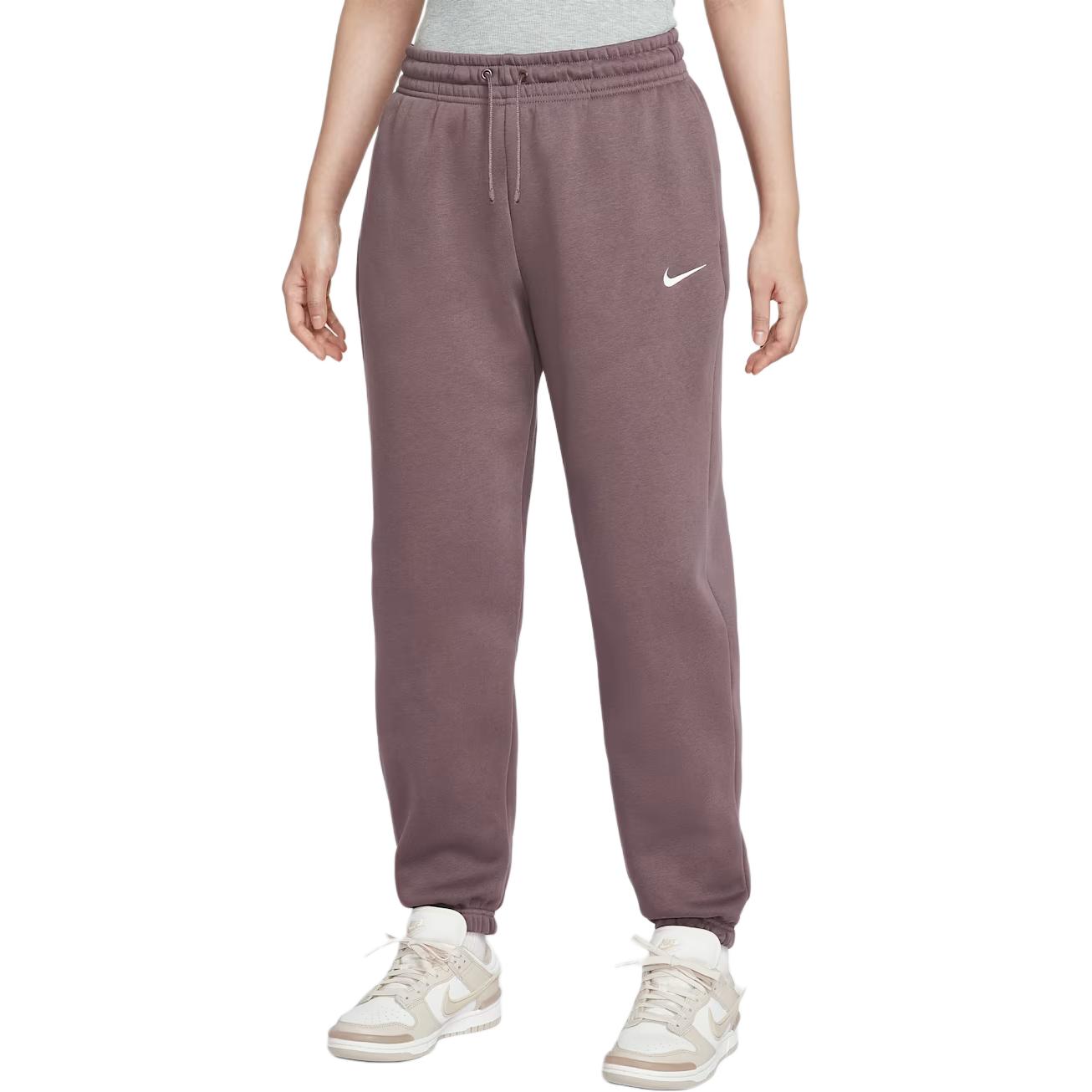 Спортивные брюки Phoenix Fleece Knitted для женщин Nike, tower image color
Спортивные брюки Phoenix Fleece Knitted для женщин Nike, tower image color