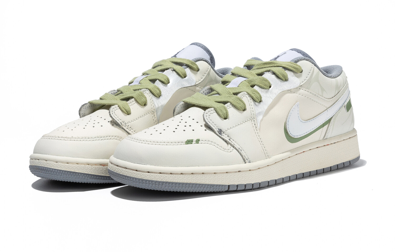 Кроссовки Air Jordan 1 Vintage Basketball Shoes Women's Low-top Beige/Gray/Green, зеленый
Кроссовки Air Jordan 1 Vintage Basketball Shoes Women's Low-top Beige/Gray/Green, зеленый