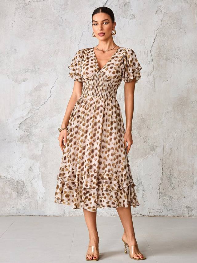 Платье миди из шифона с абстрактным животным принтом Jolie Moi, Brown Animal
Платье миди из шифона с абстрактным животным принтом Jolie Moi, Brown Animal