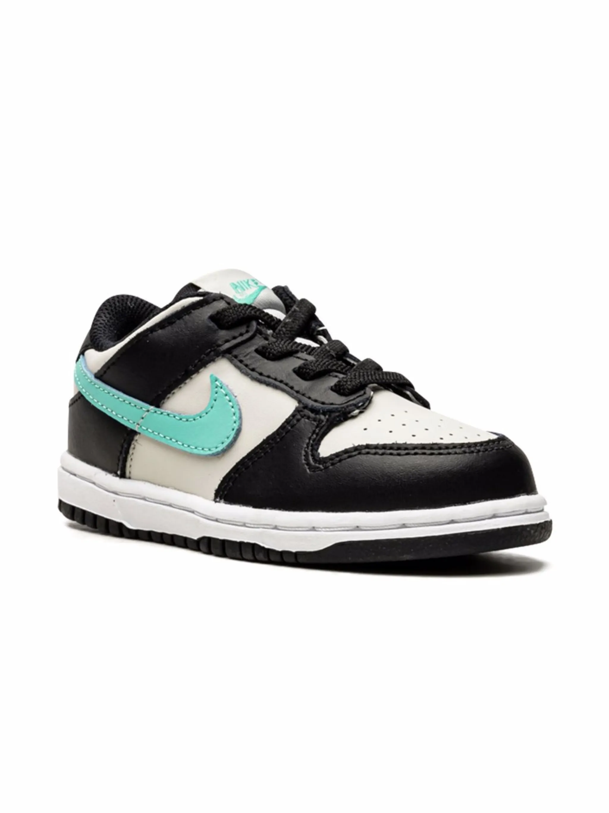 Кроссовки Dunk Low Nike Kids, черный
Кроссовки Dunk Low Nike Kids, черный