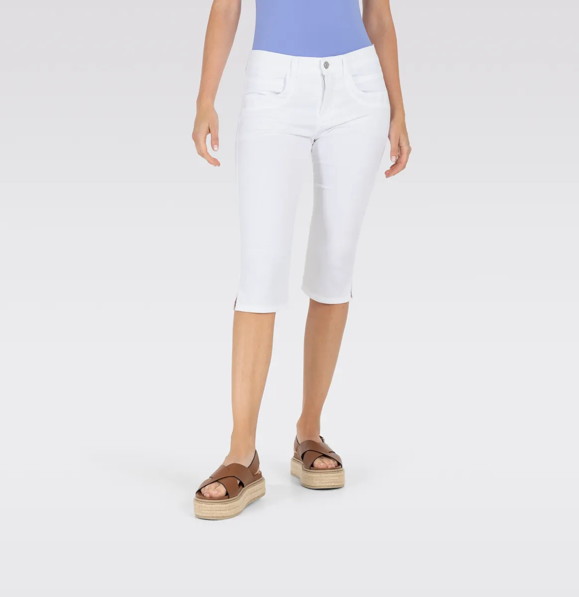 Джинсы-капри MAC "Capri", декоративные складки по подолу, белый
Джинсы-капри MAC "Capri", декоративные складки по подолу, белый