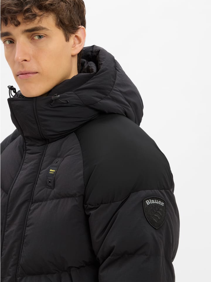 Стеганая куртка BLAUER USA, черный
Стеганая куртка BLAUER USA, черный