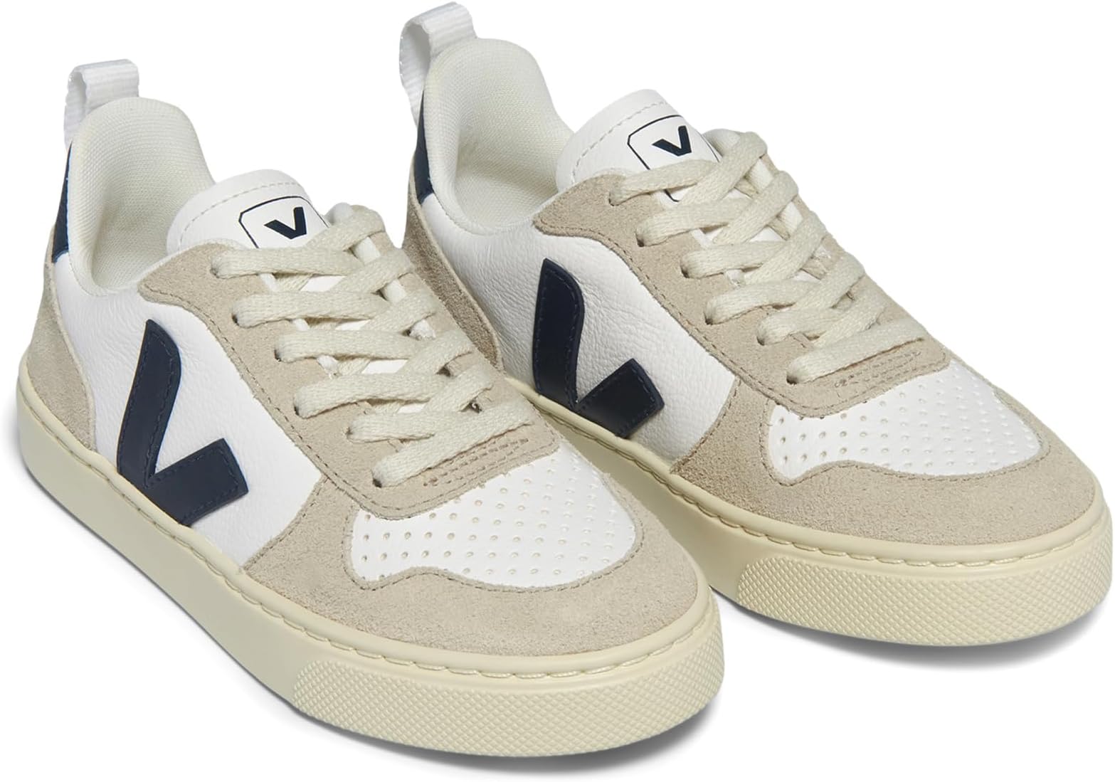 Кроссовки VEJA Kids Small V-10 Laces, цвет Extra-White_Nautico_Almond
Кроссовки VEJA Kids Small V-10 Laces, цвет Extra-White_Nautico_Almond