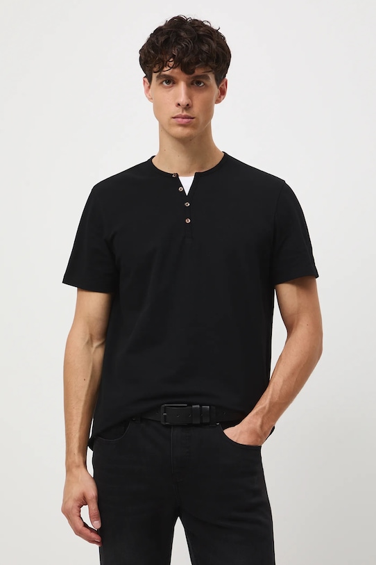 Футболка Medicine, черный
Футболка Medicine, черный