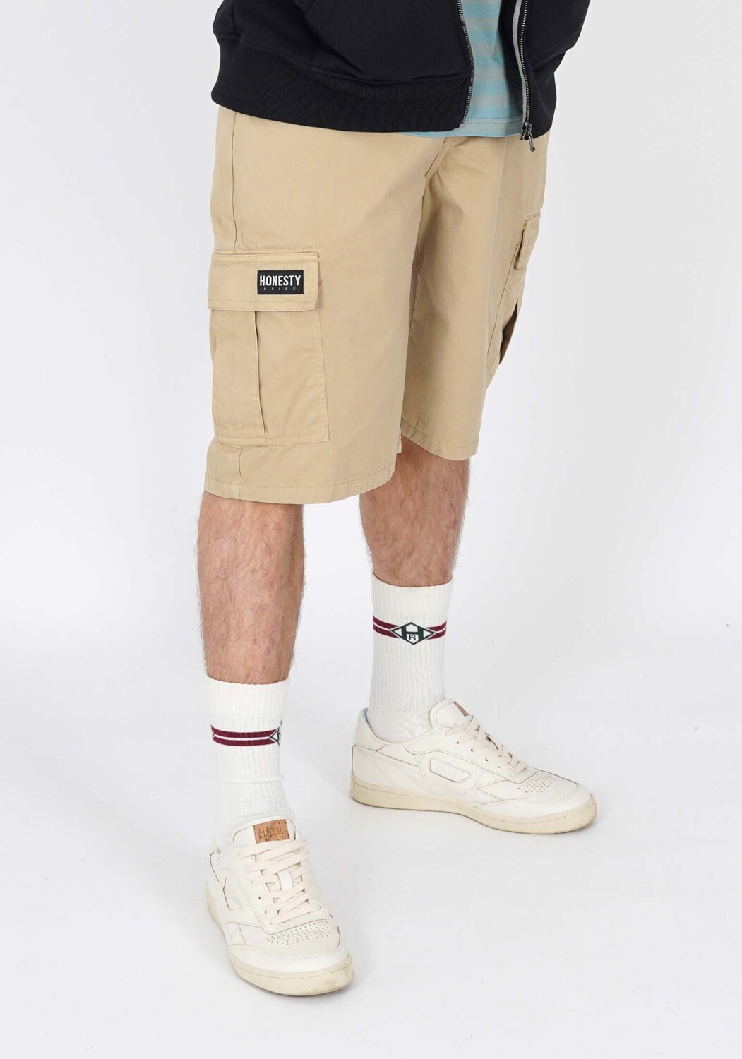 Тканевые шорты HONESTY RULES Hose Cargo, бежевый
Тканевые шорты HONESTY RULES Hose Cargo, бежевый