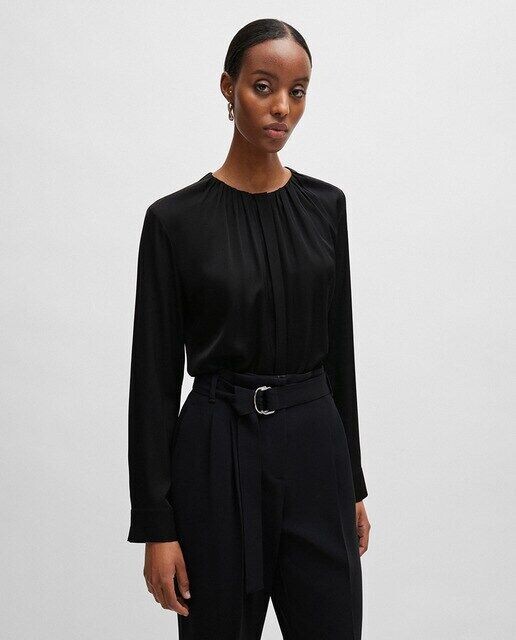 Блузка со сборкой на воротнике из эластичного шелкового крепдешина Boss, черный
Блузка со сборкой на воротнике из эластичного шелкового крепдешина Boss, черный
