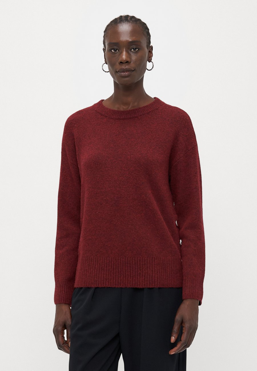 Джемпер ONLY Tall ONLRENE LIFE BUTTON O NECK , Cabernet Melange/Gold-Coloured/Dark Red
Джемпер ONLY Tall ONLRENE LIFE BUTTON O NECK , Cabernet Melange/Gold-Coloured/Dark Red