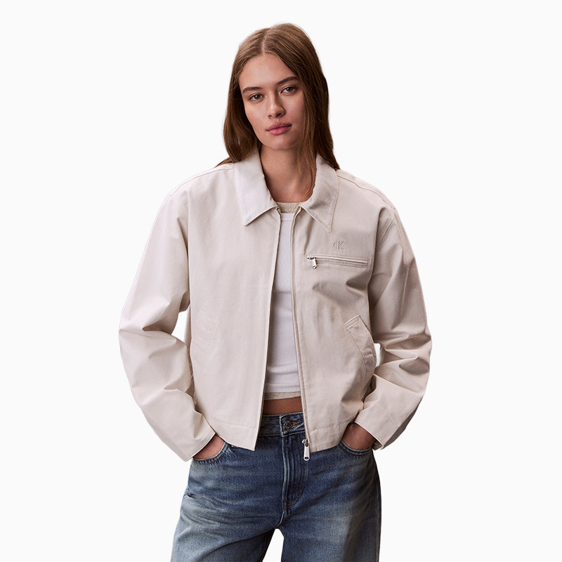 Calvin Klein Куртка Women's 67U Chalk White Lapel Moderate Others
Calvin Klein Куртка Women's 67U Chalk White Lapel Moderate Others