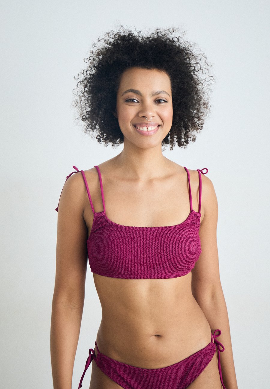 Топ бикини LASCANA LSCN BY LASCANA BUSTIER, Dark Berry/Berry
Топ бикини LASCANA LSCN BY LASCANA BUSTIER, Dark Berry/Berry