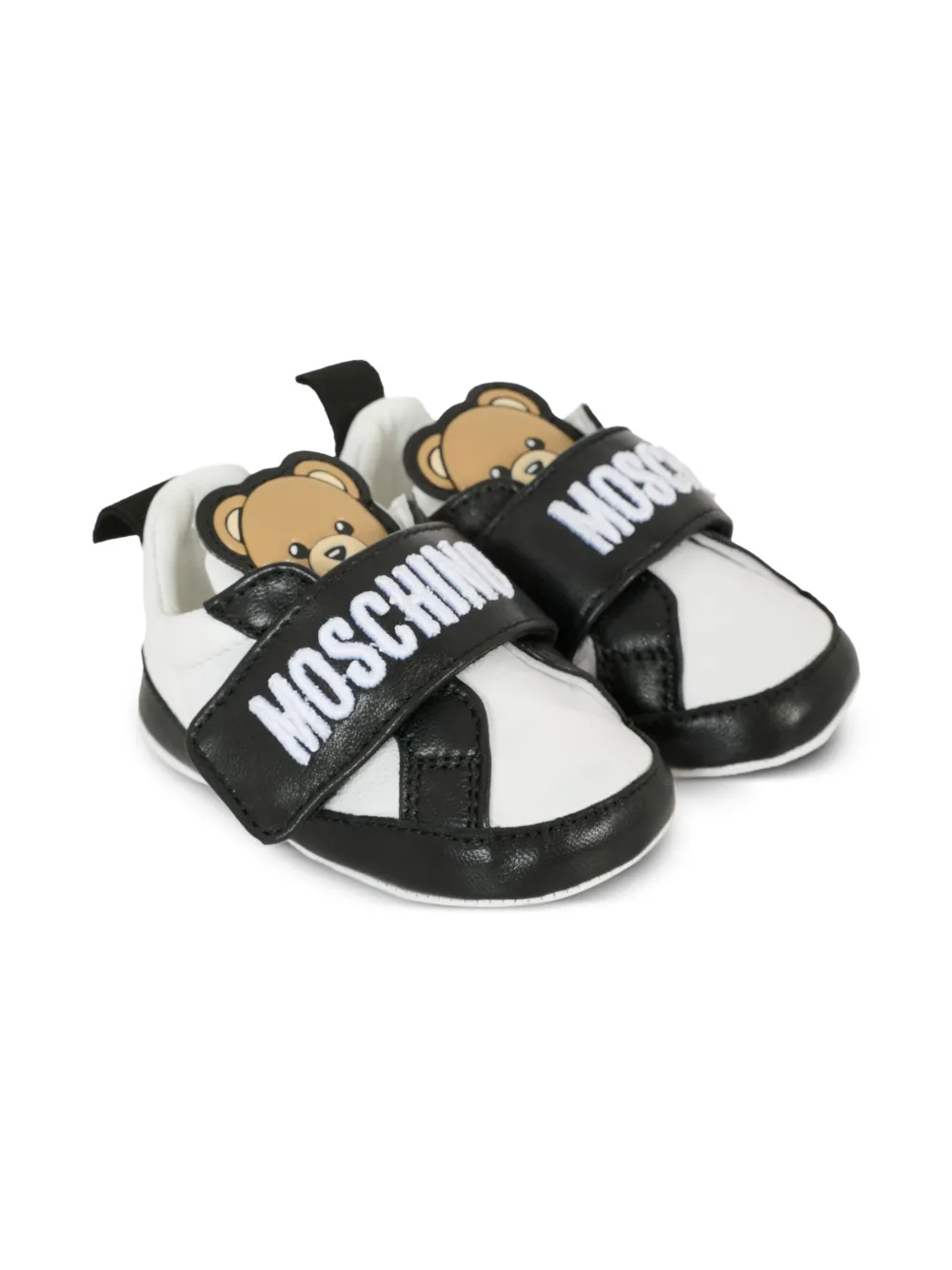 Кроссовки с нашивкой и логотипом Moschino Kids, черный 
Кроссовки с нашивкой и логотипом Moschino Kids, черный