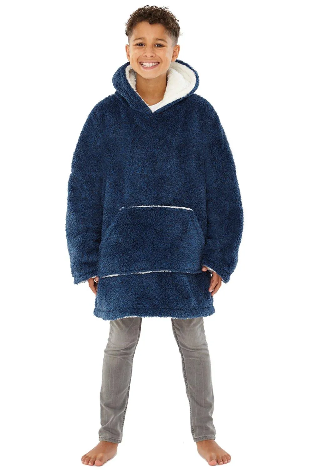 Темно-синее объемное флисовое одеяло из шерпы с капюшоном Shaggy, пригодное для носки Just Essentials, темно-синий
Темно-синее объемное флисовое одеяло из шерпы с капюшоном Shaggy, пригодное для носки Just Essentials, темно-синий