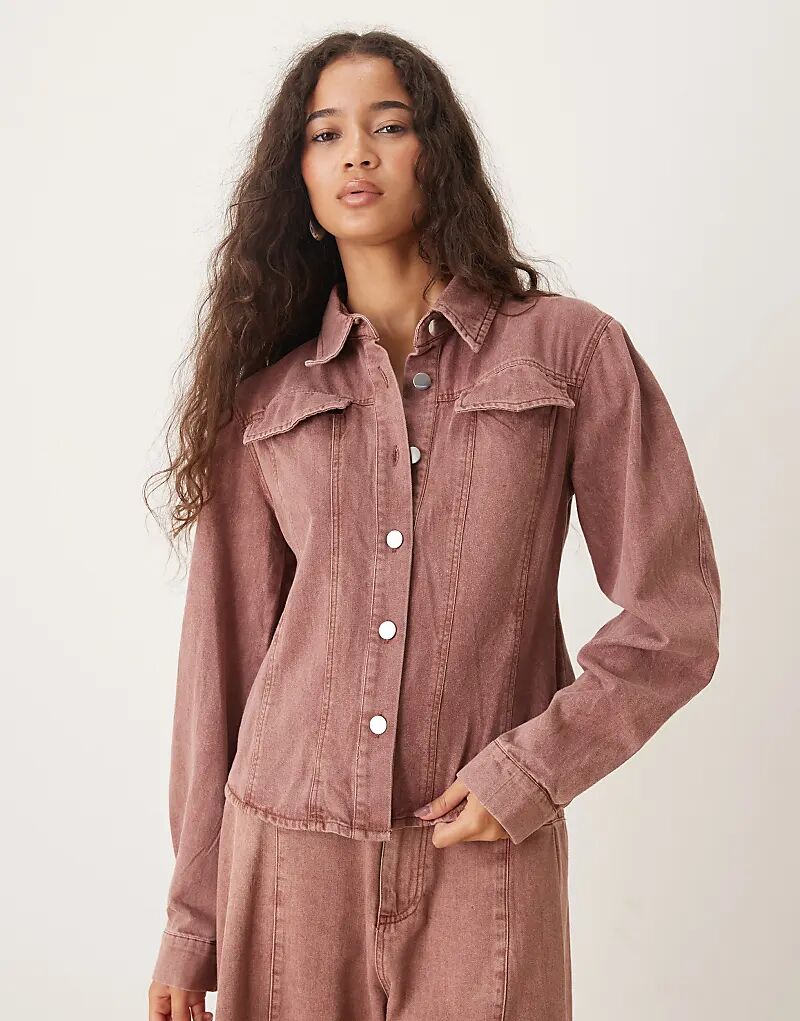 Джинсовая рубашка Ghospell Britt с защипом, цвет: красный
Джинсовая рубашка Ghospell Britt с защипом, цвет: красный