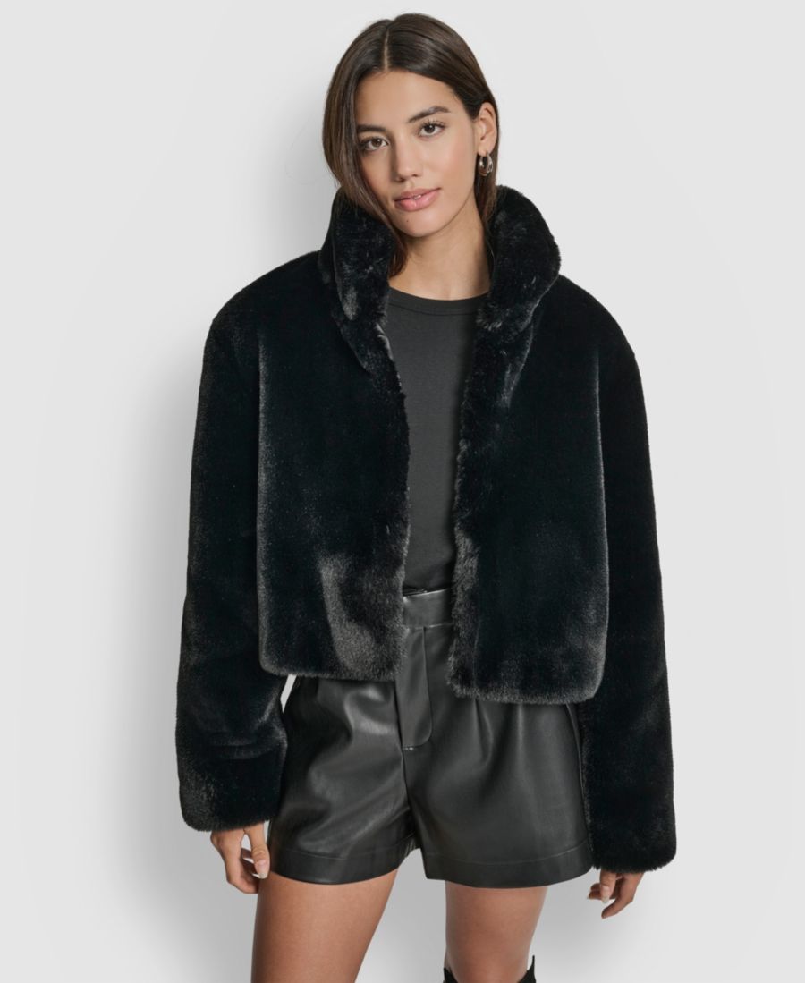 Женская укороченная куртка с длинными рукавами из искусственного меха DKNY Jeans, Black
Женская укороченная куртка с длинными рукавами из искусственного меха DKNY Jeans, Black