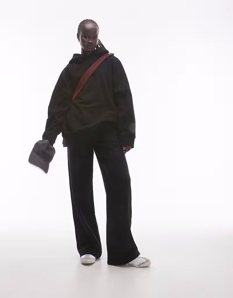 Прямые джоггеры coord черного цвета Topshop
Прямые джоггеры coord черного цвета Topshop