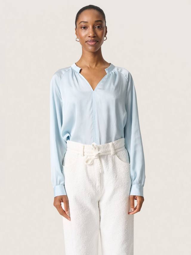 Топ Ioana с вырезом-выемкой Soaked In Luxury, Nantucket Breeze
Топ Ioana с вырезом-выемкой Soaked In Luxury, Nantucket Breeze