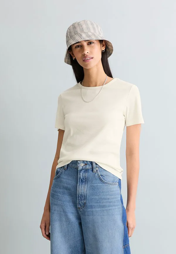 Базовая футболка с круглым вырезом Marc O'Polo Denim, Creamy White, Белый, Базовая футболка с круглым вырезом Marc O'Polo Denim, Creamy White
Базовая футболка с круглым вырезом Marc O'Polo Denim, Creamy White, Белый, Базовая футболка с круглым вырезом Marc O'Polo Denim, Creamy White