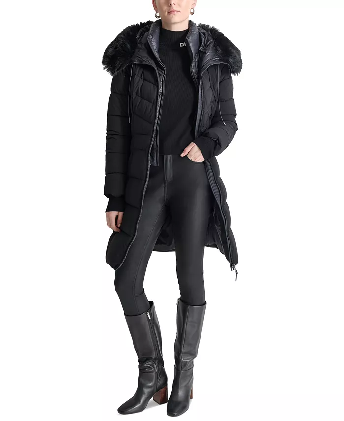 Женское стеганое пальто с капюшоном и отделкой из искусственного меха DKNY, черный
Женское стеганое пальто с капюшоном и отделкой из искусственного меха DKNY, черный