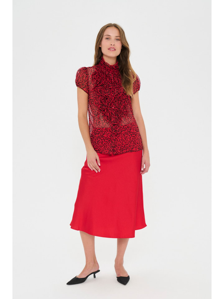 Рубашка с длинными рукавами LiljaSZ, прямого кроя, красного цвета с леопардовым принтом. SAINT TROPEZ
Рубашка с длинными рукавами LiljaSZ, прямого кроя, красного цвета с леопардовым принтом. SAINT TROPEZ