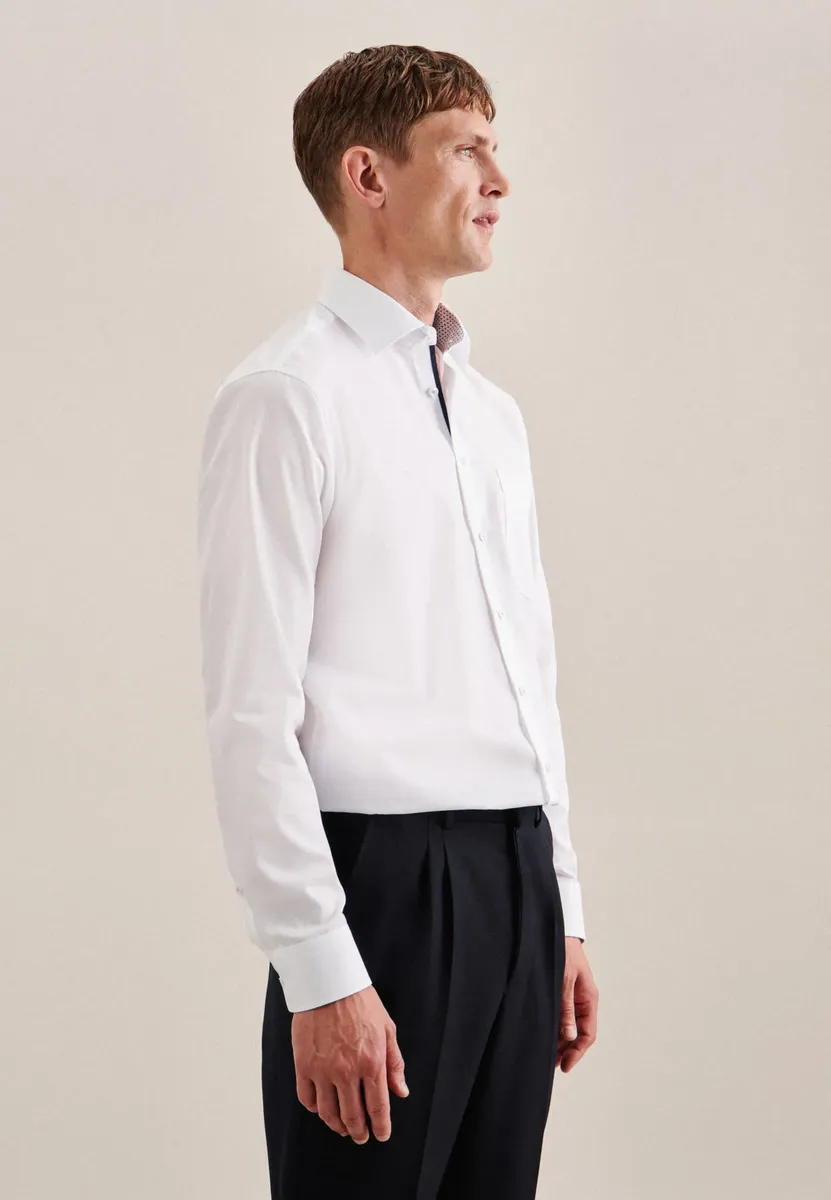 Деловая рубашка seidensticker "Regular", стандартный воротник "Кент" с длинными рукавами, однотонная, белый
Деловая рубашка seidensticker "Regular", стандартный воротник "Кент" с длинными рукавами, однотонная, белый