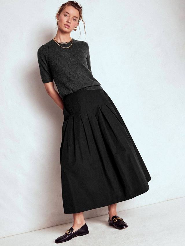 Плиссированная миди-юбка Valentina из хлопковой смеси Boden, Black
Плиссированная миди-юбка Valentina из хлопковой смеси Boden, Black