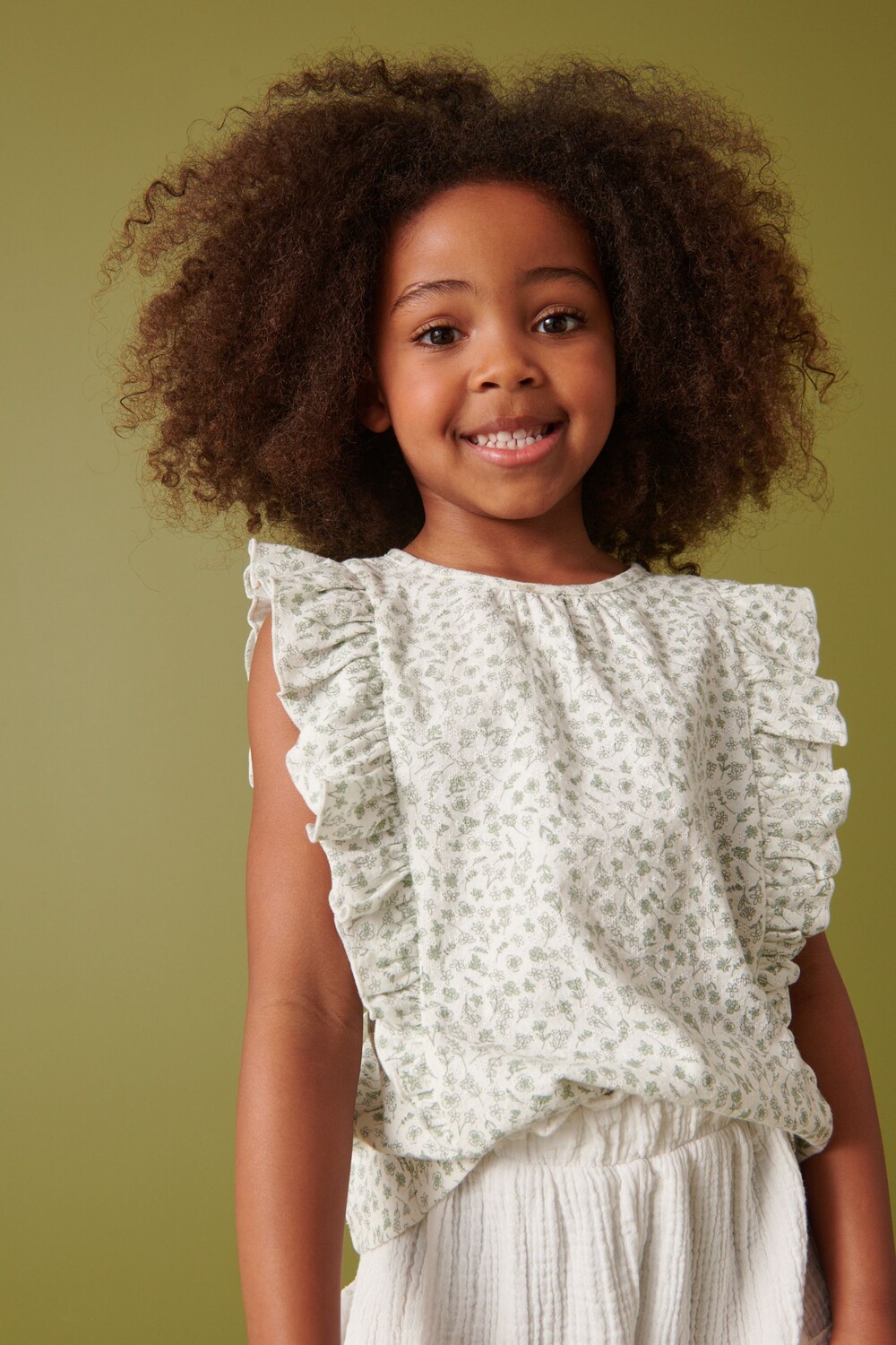 Топ с рюшами на рукавах Next, белый
Топ с рюшами на рукавах Next, белый